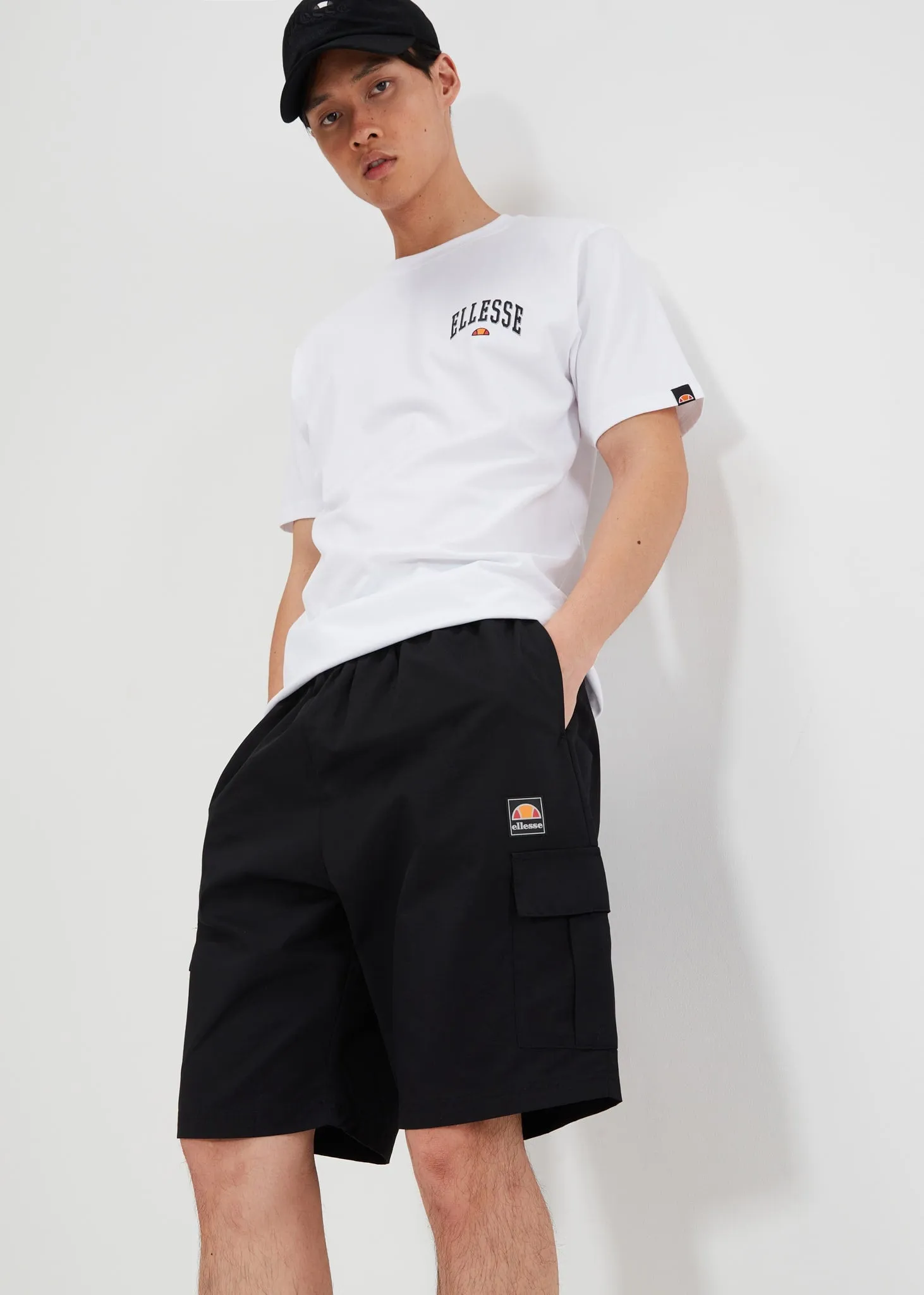 Caprera cargo short - black