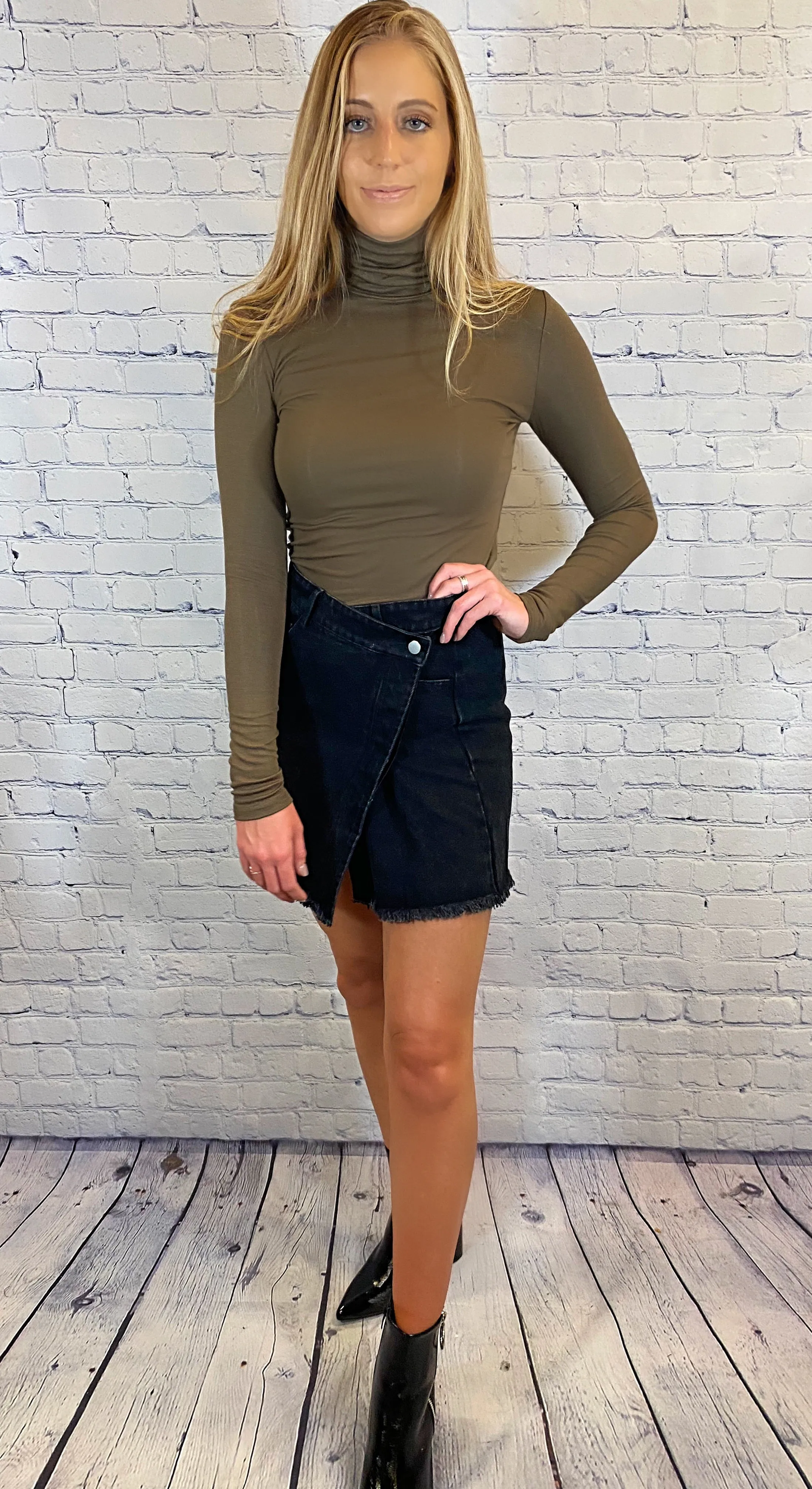 Giselle Long Sleeve Turtleneck